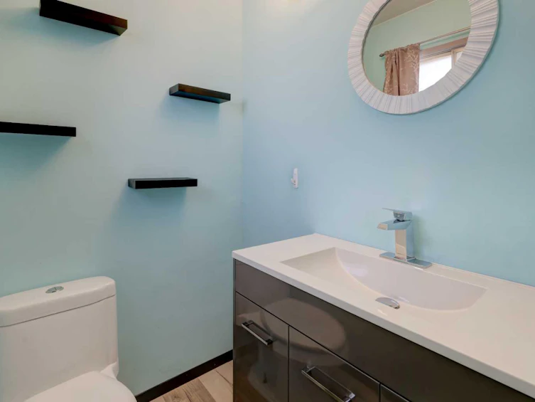 355 Pinewind Road NE, Calgary, AB, T1Y 2H2 - 16
