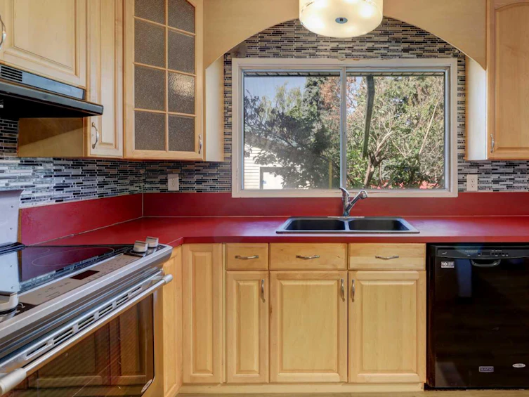 355 Pinewind Road NE, Calgary, AB, T1Y 2H2 - 11