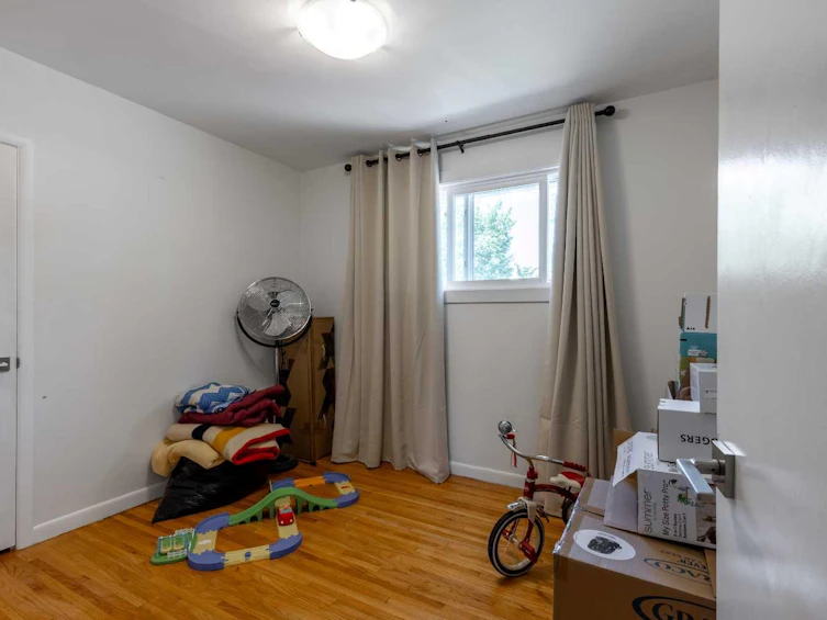 1910 12 Avenue S, Lethbridge, AB, T1K 0N6 - 16