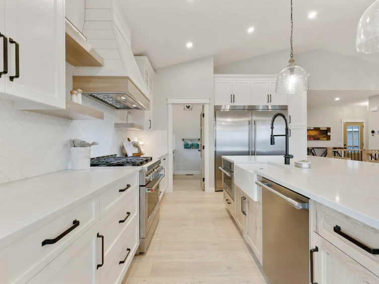 8 Bishop Circle, Carstairs, AB, T0M 0N0 - 11