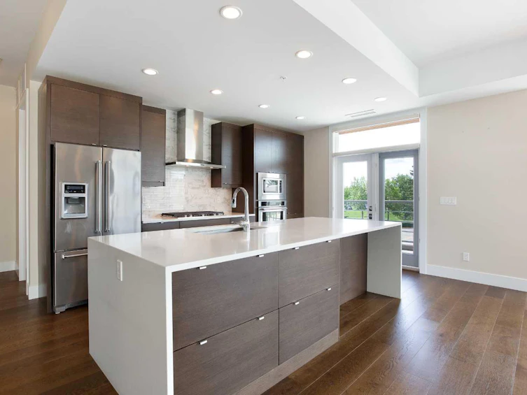 202-23 Burma Star Road SW, Calgary, AB, T3E 7Y9 - 3
