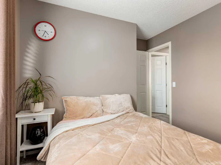 139 Los Alamos Place NE, Calgary, AB, T1Y 7J3 - 17