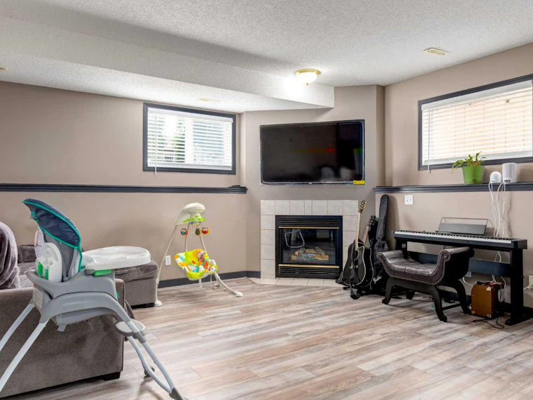 139 Los Alamos Place NE, Calgary, AB, T1Y 7J3 - 22
