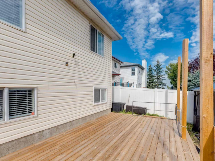 139 Los Alamos Place NE, Calgary, AB, T1Y 7J3 - 31
