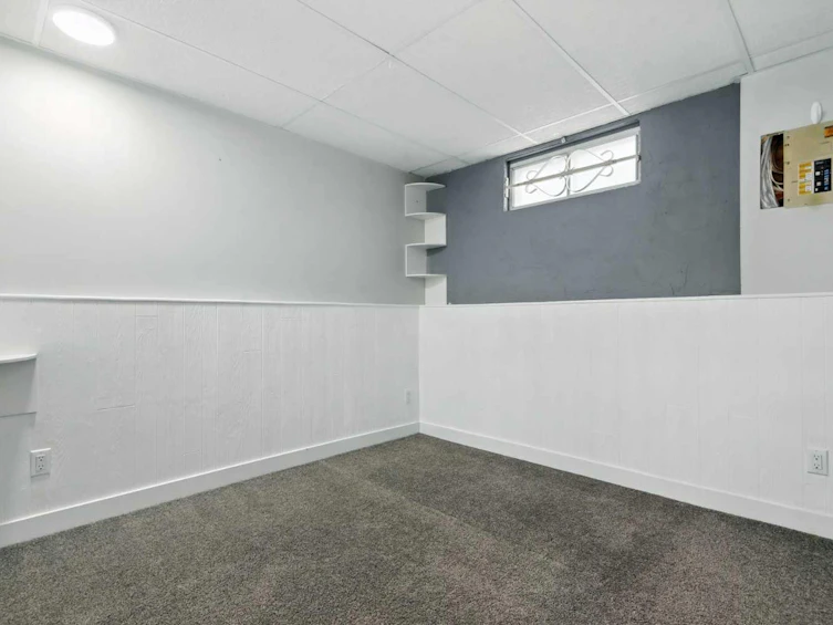 114 Baird Street, Red Deer, AB, T4R 1H4 - 32