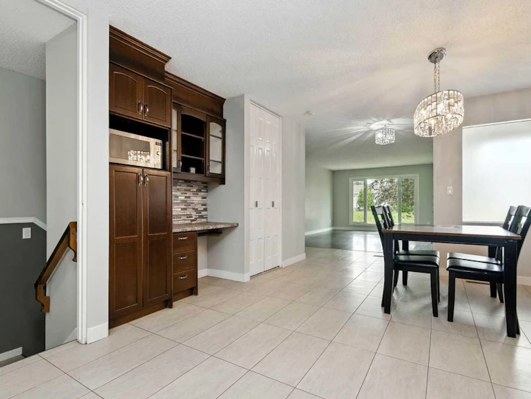 114 Baird Street, Red Deer, AB, T4R 1H4 - 15