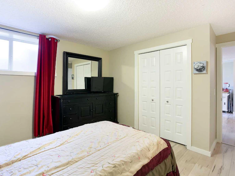 416 Mckenzie Towne Close SE, Calgary, AB, T2Z 1A8 - 20