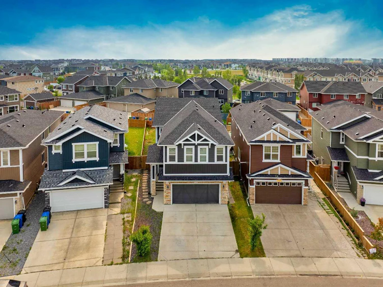 29 Redstone Link NE, Calgary, AB, T3N 0T8 - 2
