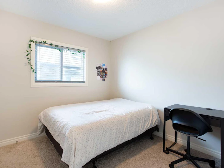 29 Redstone Link NE, Calgary, AB, T3N 0T8 - 17