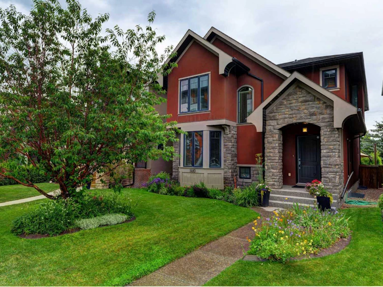 1410 26a Street SW, Calgary, AB, T3C 1K8