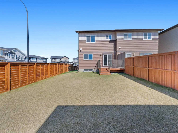 126 Carringvue Park NW, Calgary, AB, T3P 1L1 - 43