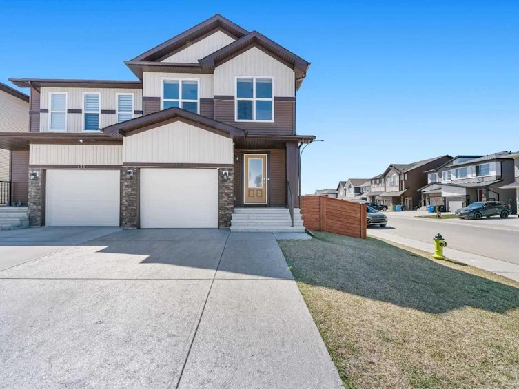 126 Carringvue Park NW, Calgary, AB, T3P 1L1 - 3