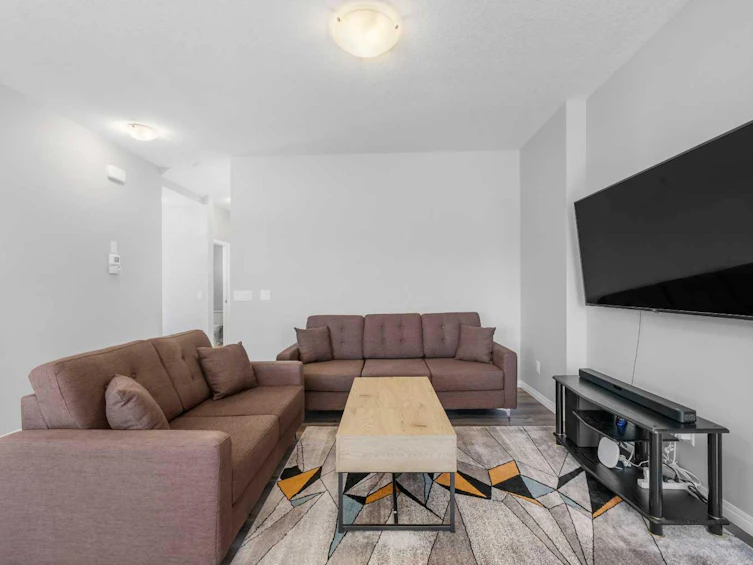 126 Carringvue Park NW, Calgary, AB, T3P 1L1 - 13