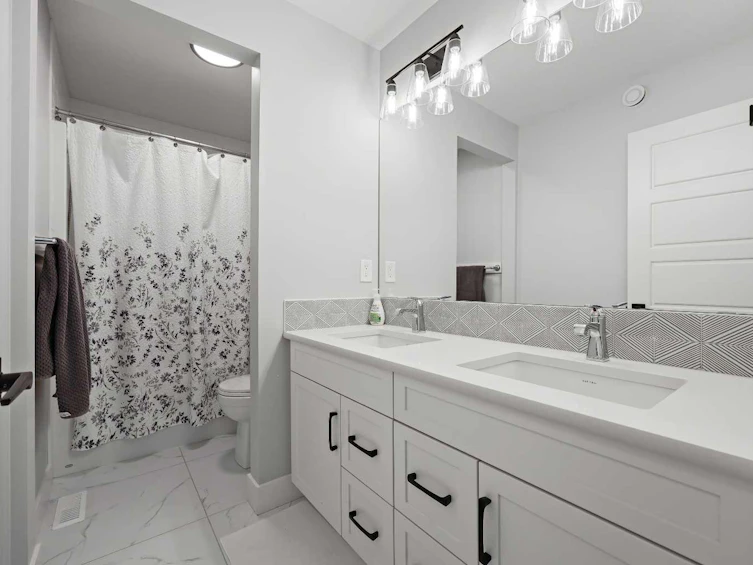 29 Lucas Cove NW, Calgary, AB, T3P 1M4 - 35
