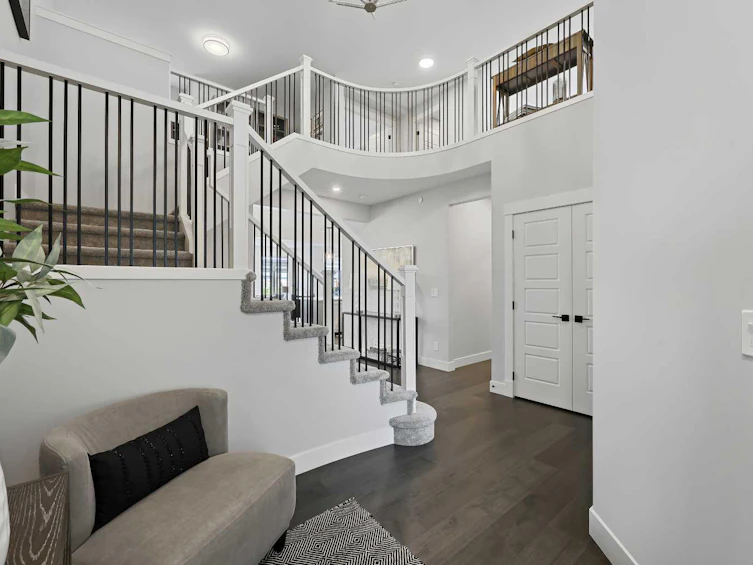 29 Lucas Cove NW, Calgary, AB, T3P 1M4 - 8