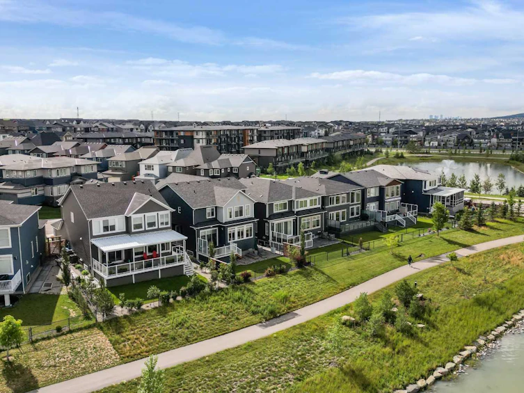 29 Lucas Cove NW, Calgary, AB, T3P 1M4 - 7