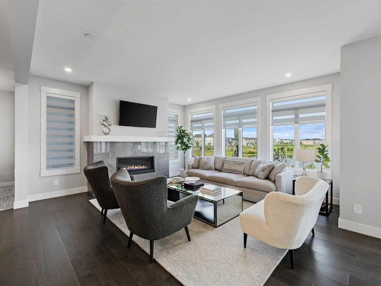29 Lucas Cove NW, Calgary, AB, T3P 1M4 - 4