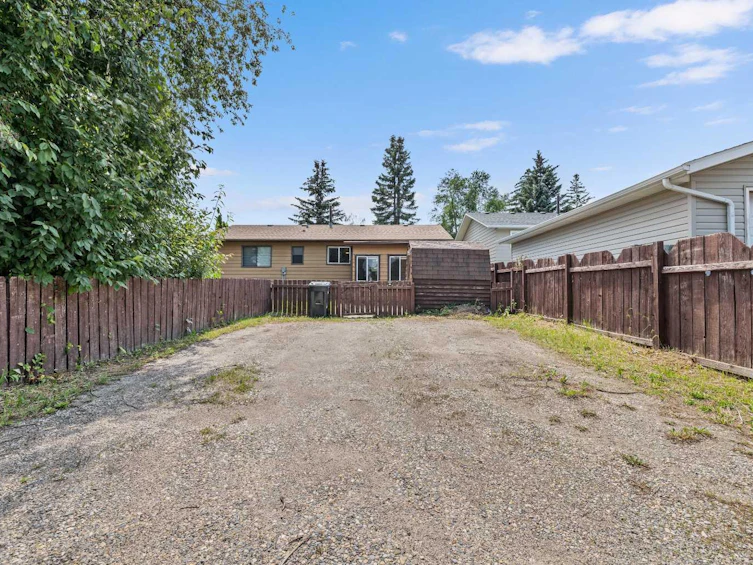 36 Brentwood Drive E, Strathmore, AB, T2L 2L6 - 42