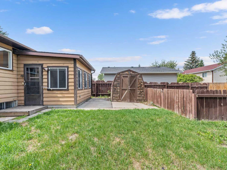 36 Brentwood Drive E, Strathmore, AB, T2L 2L6 - 39