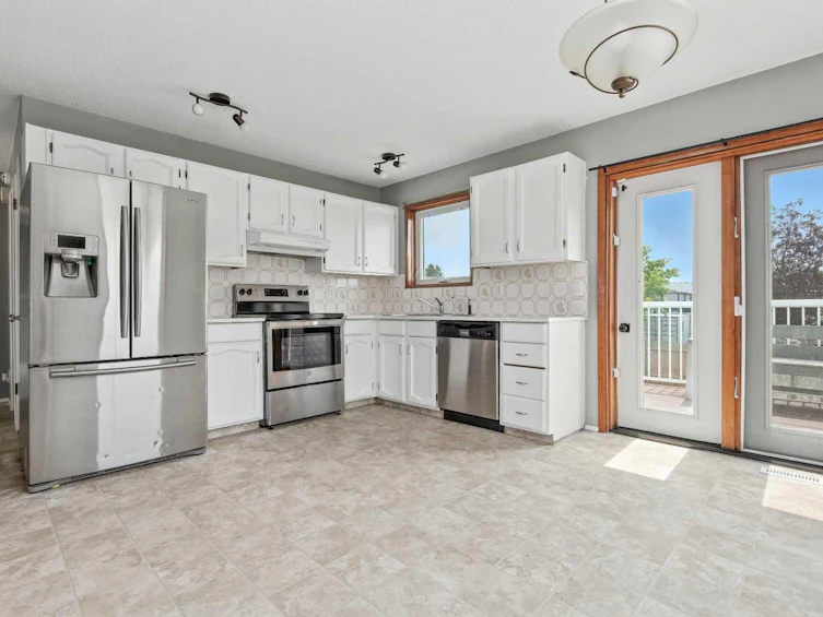 13 Westview Crescent, Blackfalds, AB, T0M 0J0 - 14