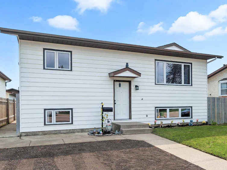 13 Westview Crescent, Blackfalds, AB, T0M 0J0 - 2