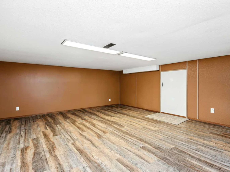154 Douglas Avenue, Red Deer, AB, T4R 2G5 - 31