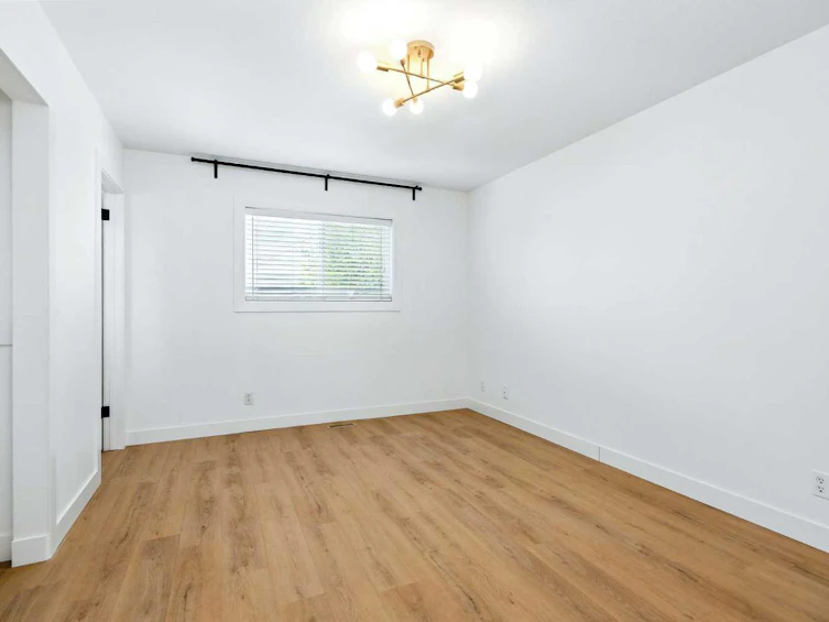 154 Douglas Avenue, Red Deer, AB, T4R 2G5 - 24