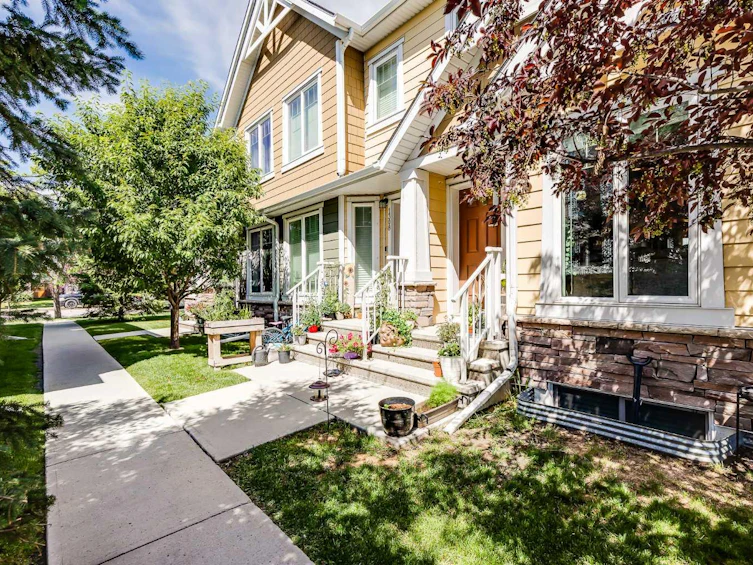 1307-2400 Ravenswood View SE, Airdrie, AB, T4A 0V7 - 2