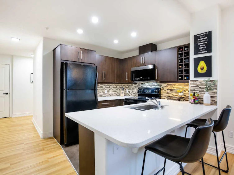 807-55 Spruce Place SW, Calgary, AB, T3C 3X5 - 2