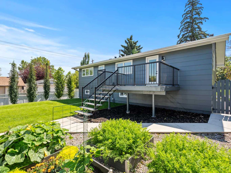 108 Parkglen Place SE, Calgary, AB, T2J 4M5 - 40