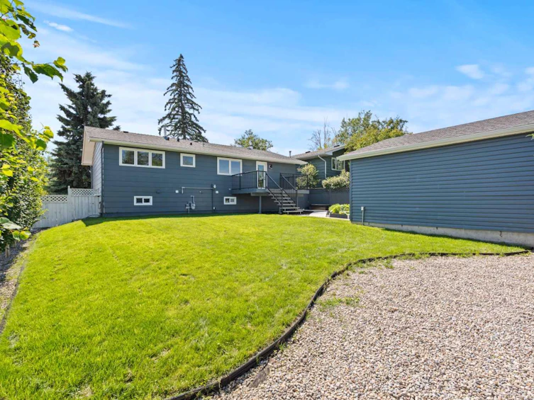 108 Parkglen Place SE, Calgary, AB, T2J 4M5 - 43