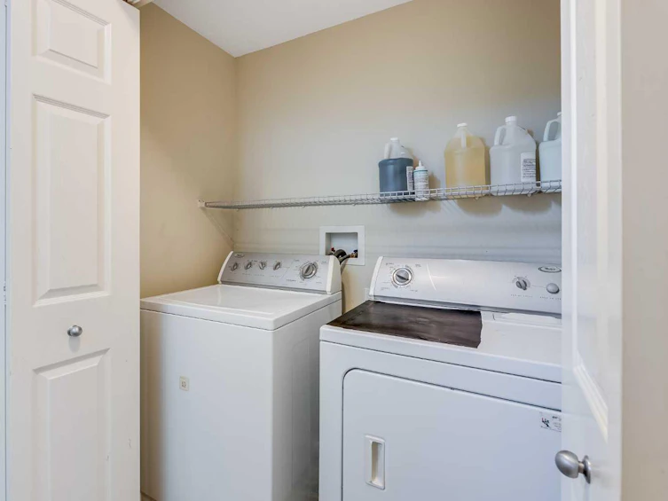 176 Eversyde Circle SW, Calgary, AB, T2Y 4T4 - 42