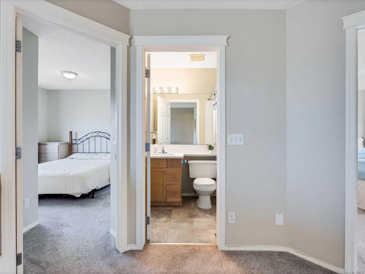 176 Eversyde Circle SW, Calgary, AB, T2Y 4T4 - 33