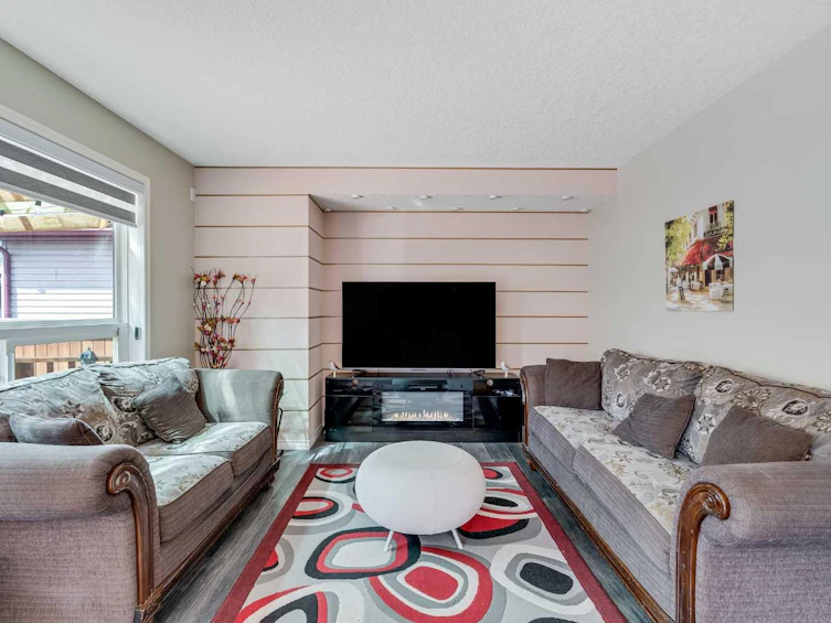 176 Eversyde Circle SW, Calgary, AB, T2Y 4T4 - 5