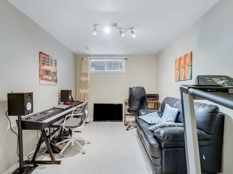176 Eversyde Circle SW, Calgary, AB, T2Y 4T4 - 35