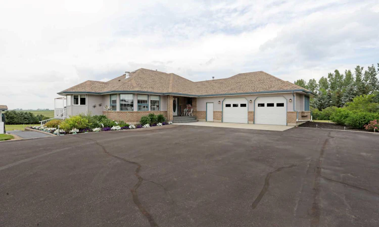 201076 Range Road 142