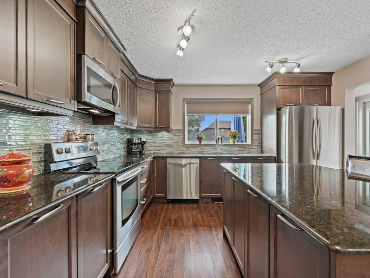 41 Legacy Gate SE, Calgary, AB, T2X 0W3 - 12