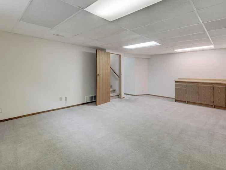 39 Bermondsey Rise NW, Calgary, AB, T3K 1V2 - 27