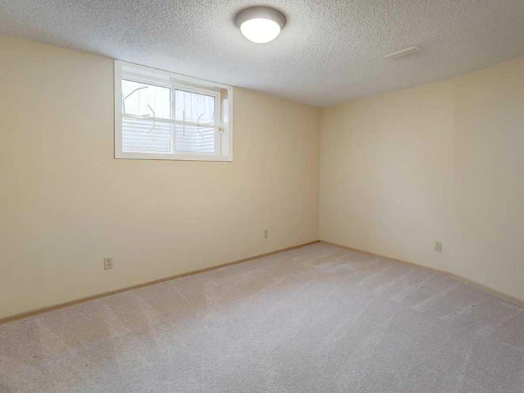 39 Bermondsey Rise NW, Calgary, AB, T3K 1V2 - 28