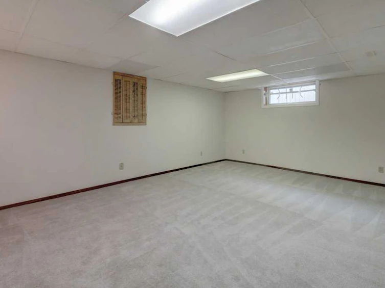 39 Bermondsey Rise NW, Calgary, AB, T3K 1V2 - 26