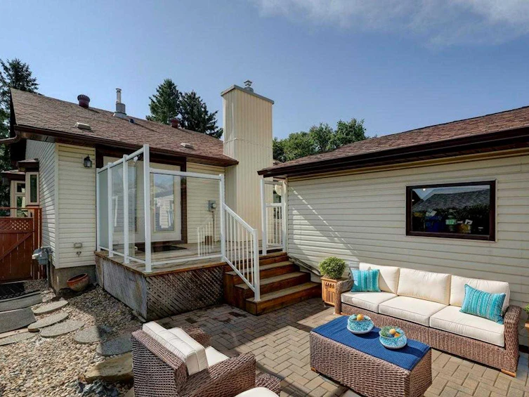 39 Bermondsey Rise NW, Calgary, AB, T3K 1V2 - 34