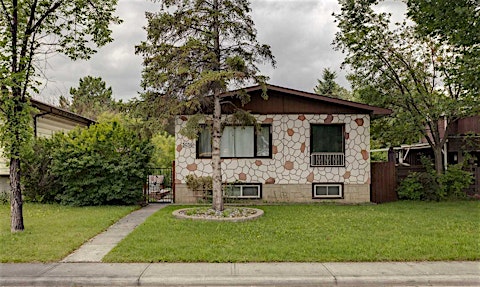 3036 33a Street SE, Calgary, AB, T2B 0W2