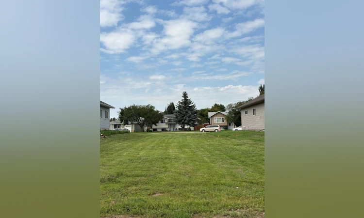 117 Upland Boulevard W