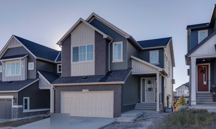 2220 Lancaster Heights SE