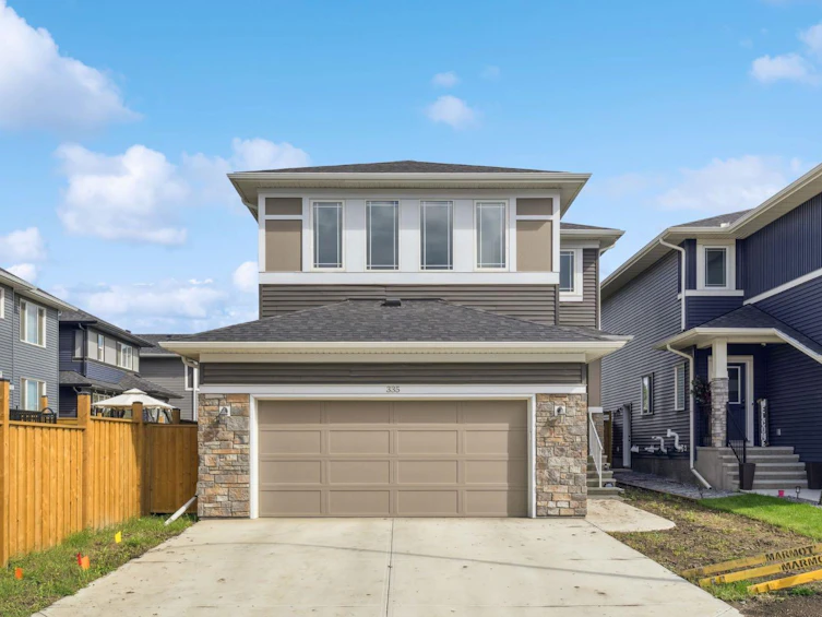 335 Creekside Way SW, Calgary, AB, T2X 5B2