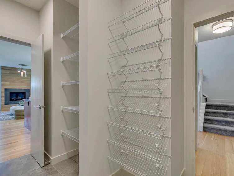 69 Shawnee Green SW, Calgary, AB, T2Y 0P5 - 18