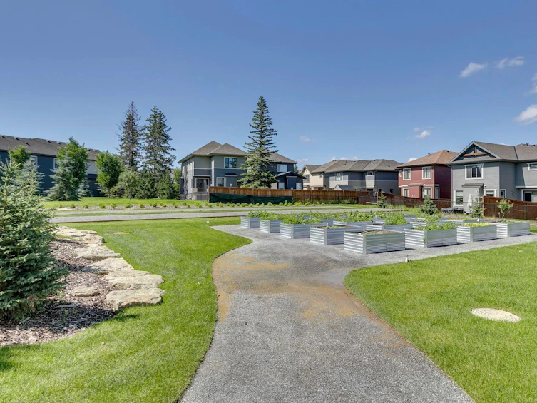 69 Shawnee Green SW, Calgary, AB, T2Y 0P5 - 46