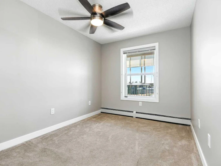 401-4319 49 Street, Innisfail, AB, T4G 1Y4 - 11