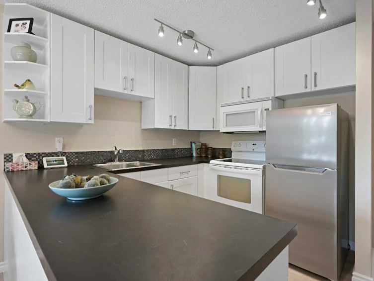 27-2323 Oakmoor Drive SW, Calgary, AB, T2V 4T2 - 17