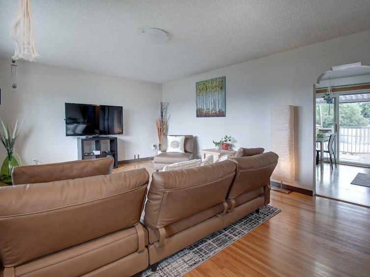 93 Lynnwood Drive SE, Calgary, AB, T2C 0S5 - 5